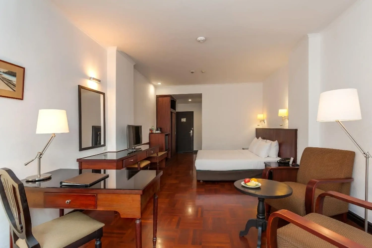 Deluxe Double room with view