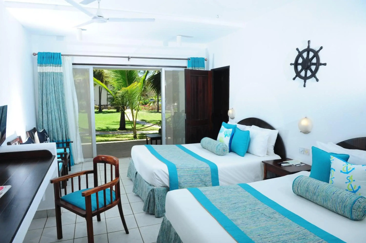 Voyager Beach Resort