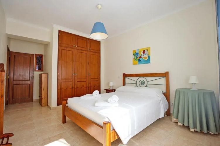C25 - Town Center Apartment in Lagos