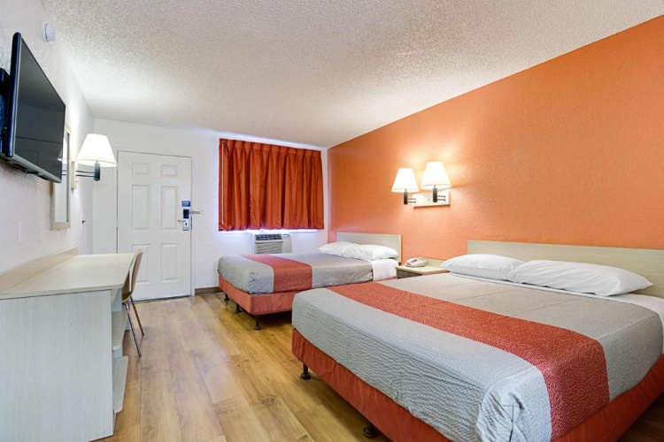 Premium Micfridge Quadruple room
