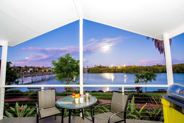 1 Bedroom Standard room with river view