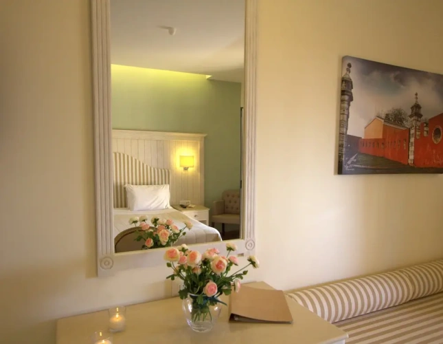 Standard Triple room with balcony