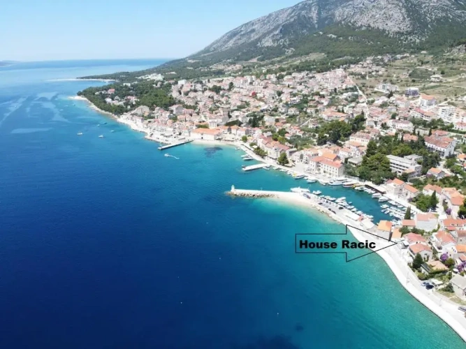 1 Bedroom Apartment with sea view