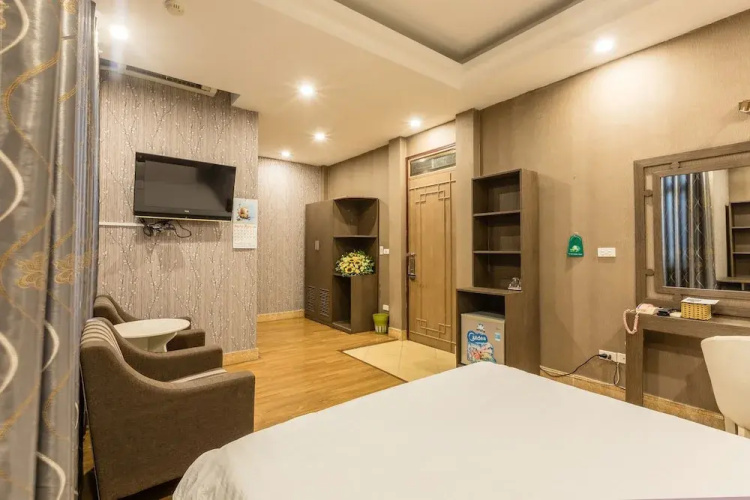 Manmo Ha Noi Business Hotel