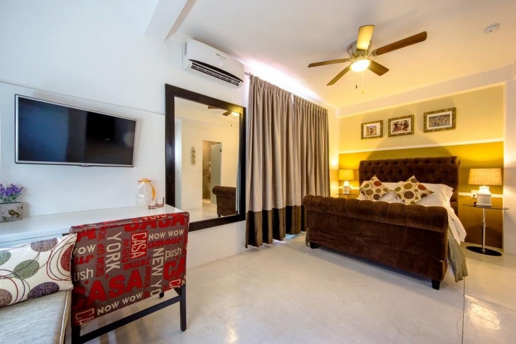 Cinco22 Hotel B&B