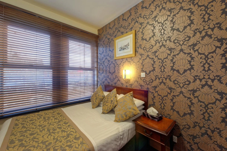 Grainger Apartments