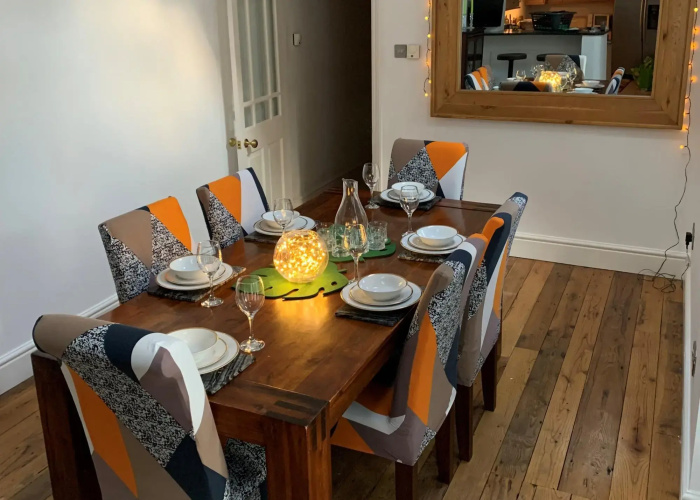 Stunning 4 Bed Semi-detached Home With Ample Space