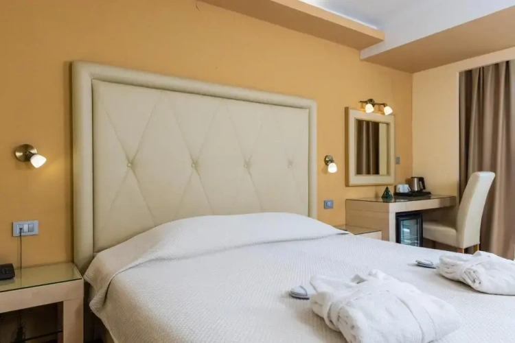 Standard Double room with balcony and with sea view