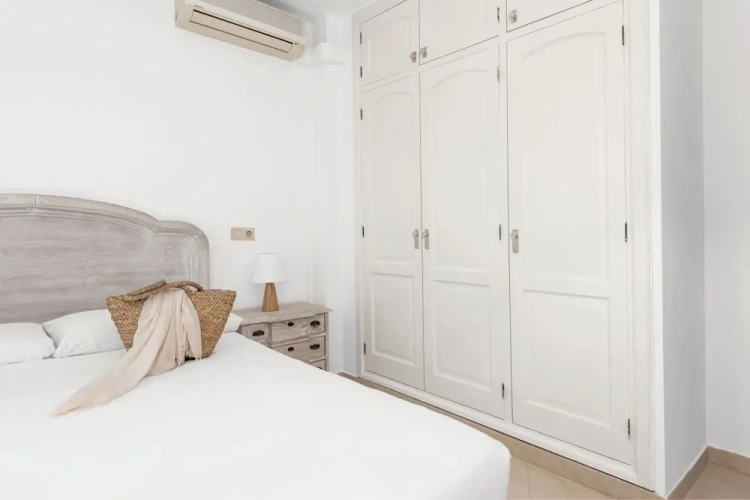1 Bedroom Single Apartment with balcony