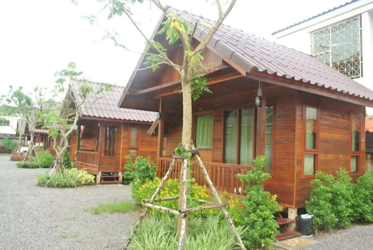 Ruenthong Resort Surat Thani