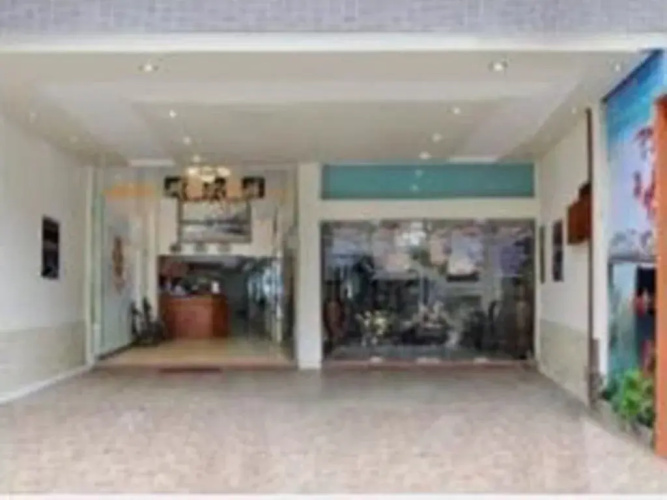 Vong Canh Hotel