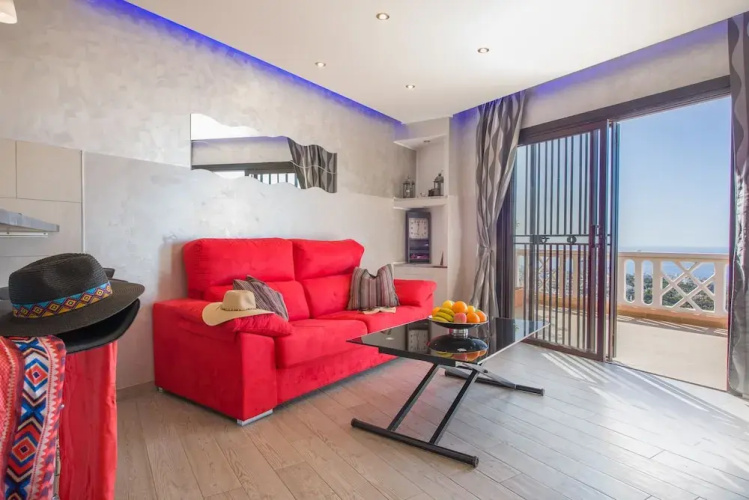 109. Romantic Apartment with Heated Pool