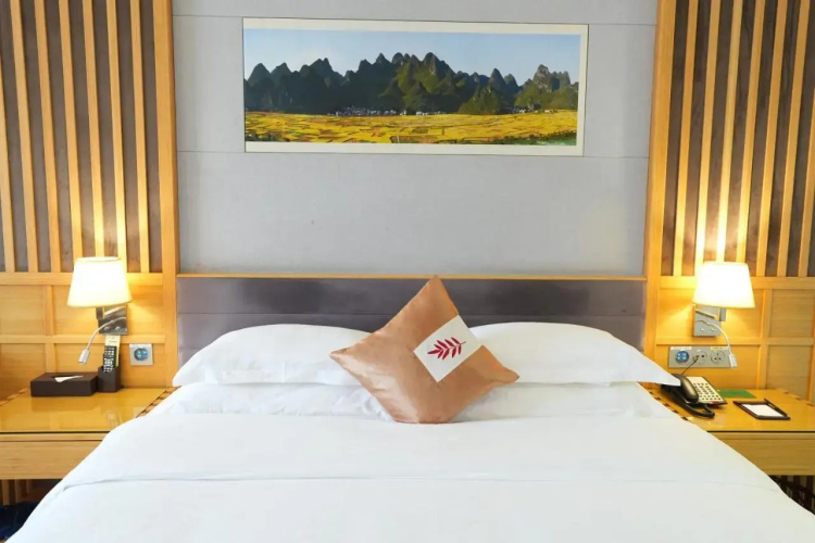Huayu Holiday Hotel