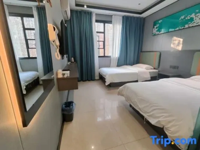 Economy Twin room