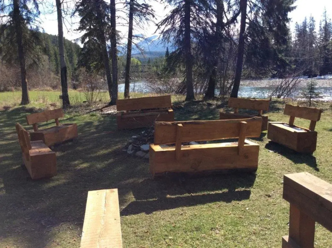 Tete Jaune Lodge