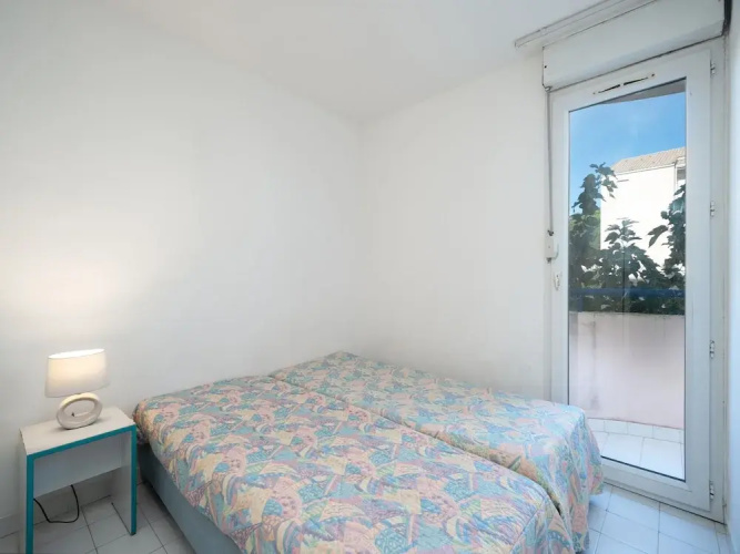 Retreat for 8 With Shared Pool