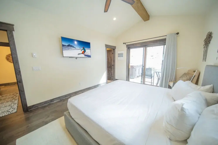 Alders 42 Outpost Dr