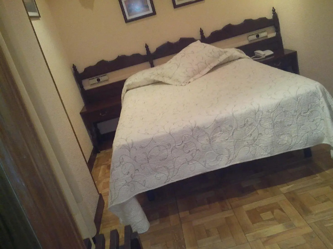Hotel Residencia Castellano I