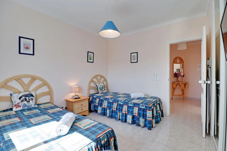 Albufeira Concept With Pool by Homing