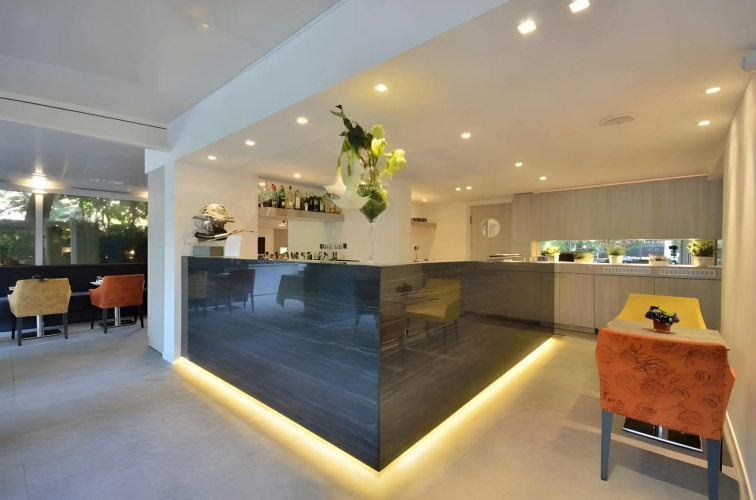 Hotel Cezanne