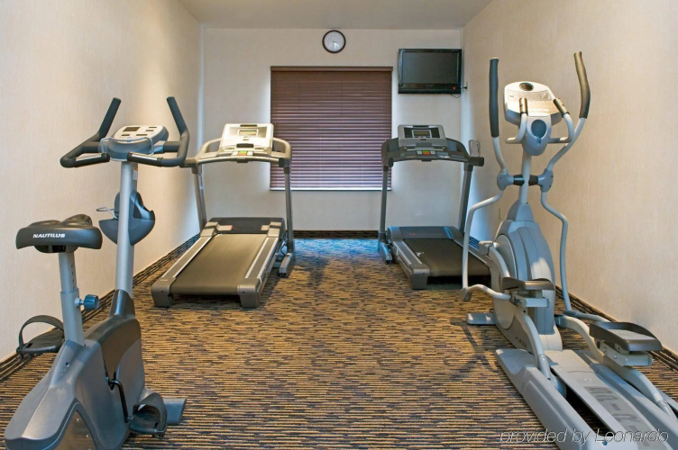 Ramada By Wyndham Prince Albert photo 21