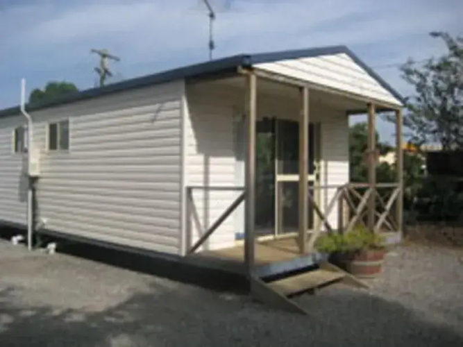 Sheffield Cabins & Apartments