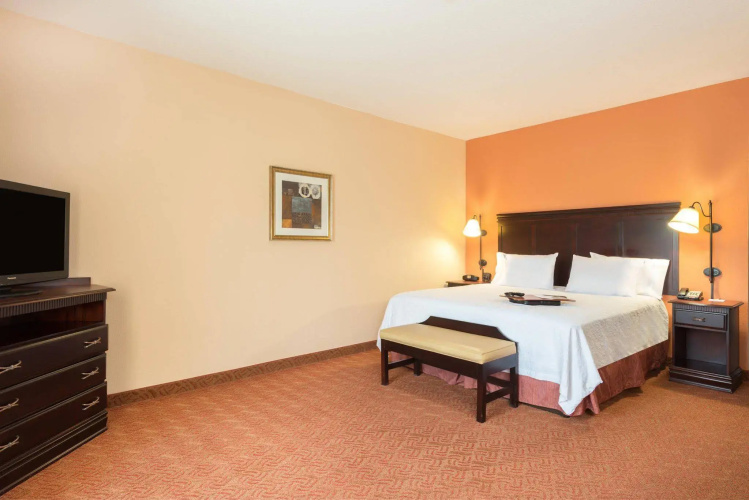 Durant Inn & Suites
