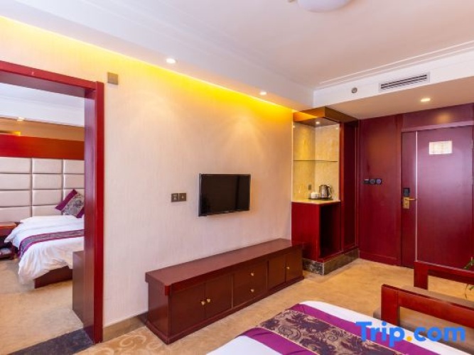 Standard Family room