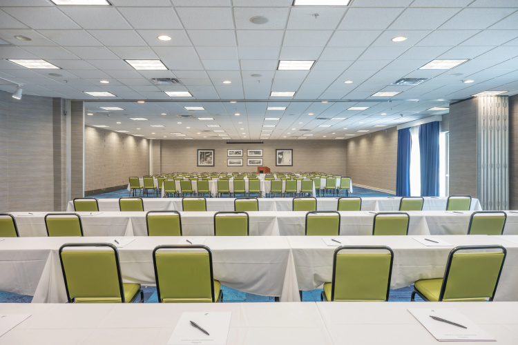 Holiday Inn Hotel & Suites Virginia Beach - North Beach photo 19
