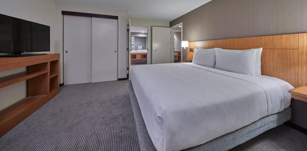 Hyatt Place Eugene / Oakway Center
