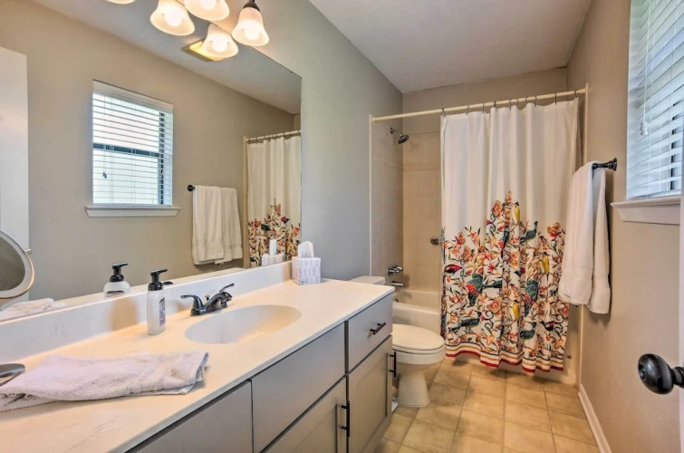 3 Bedrooms Cottage