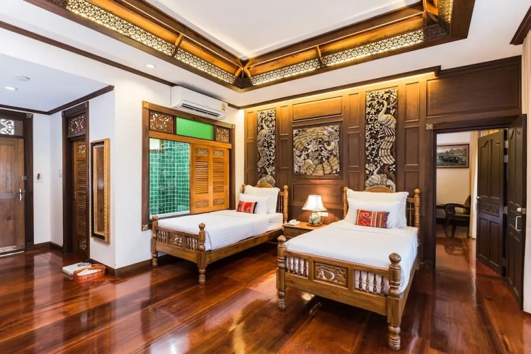 Luxury Twin room with balcony