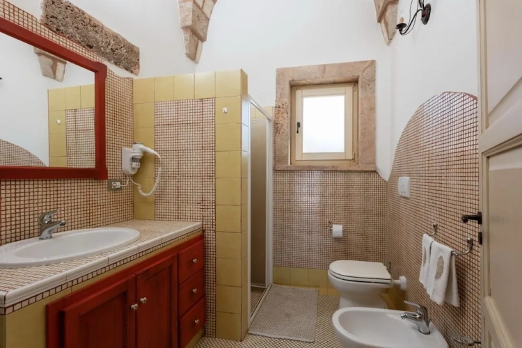 4 Bedrooms Villa