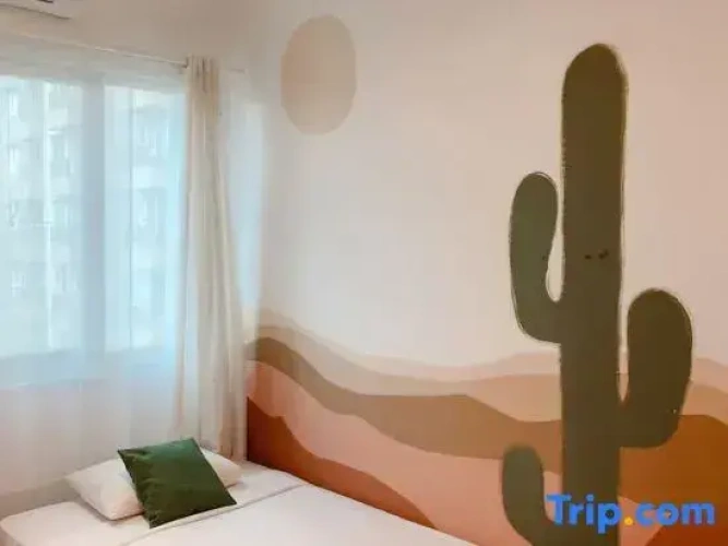 2 Bedrooms Apartment
