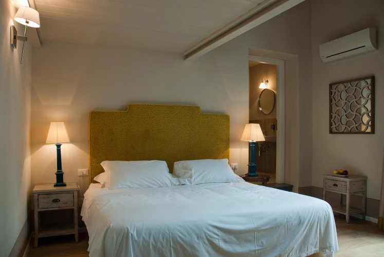 Black 5 Florence Suite