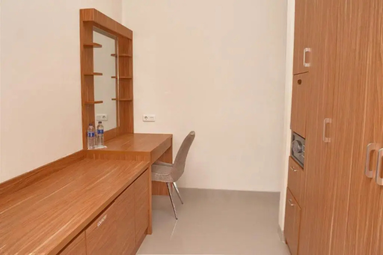Seamount Hotel