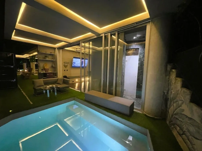 Executive Suite with lake view