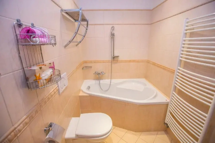 1 Bedroom Double Apartment