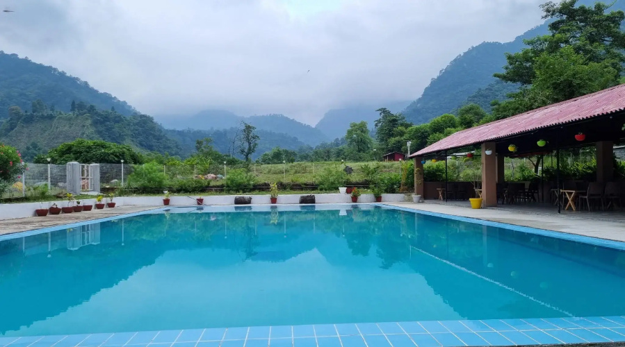 Balaut Camp - Resort