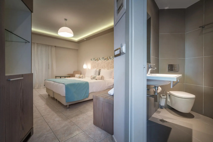 Balcony Hotel - Adults Only