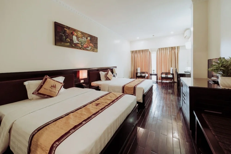 Deluxe Sextuple room with city view