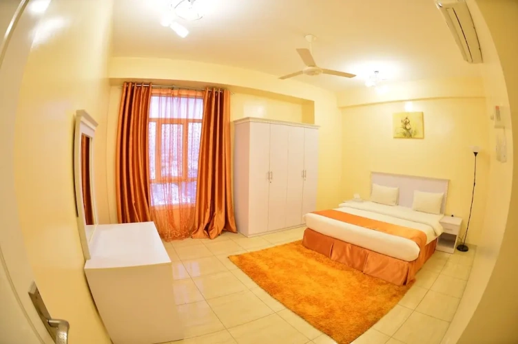 1 Bedroom Apartment