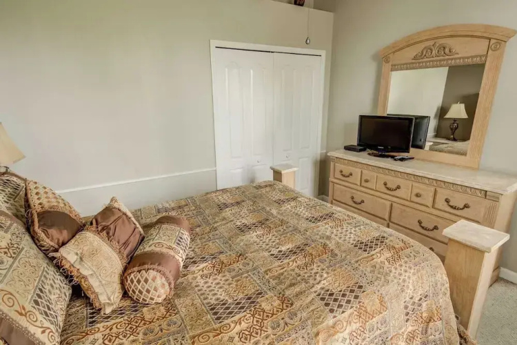 Ron's Highlands Reserve Vacation Home