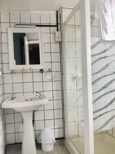 Standard Double room with partial sea view