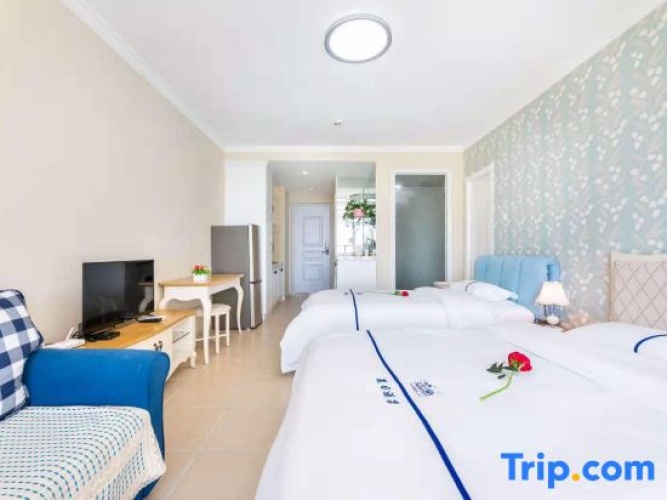 Standard Triple room with sea view