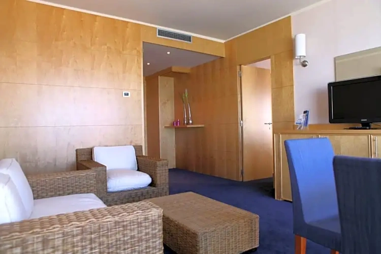 Triple Junior Suite with balcony and with sea view