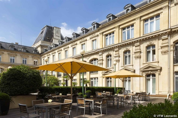 Crowne Plaza Paris Republique, an IHG Hotel