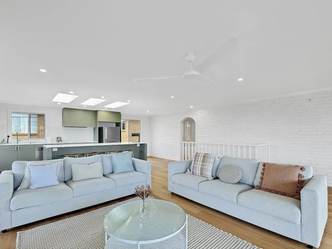 2-bed Beach Haven With Garden & Alfresco Dining