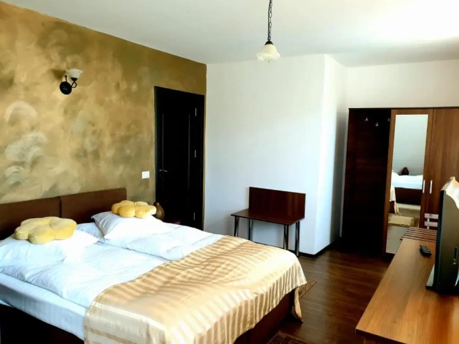 Standard Triple room with balcony