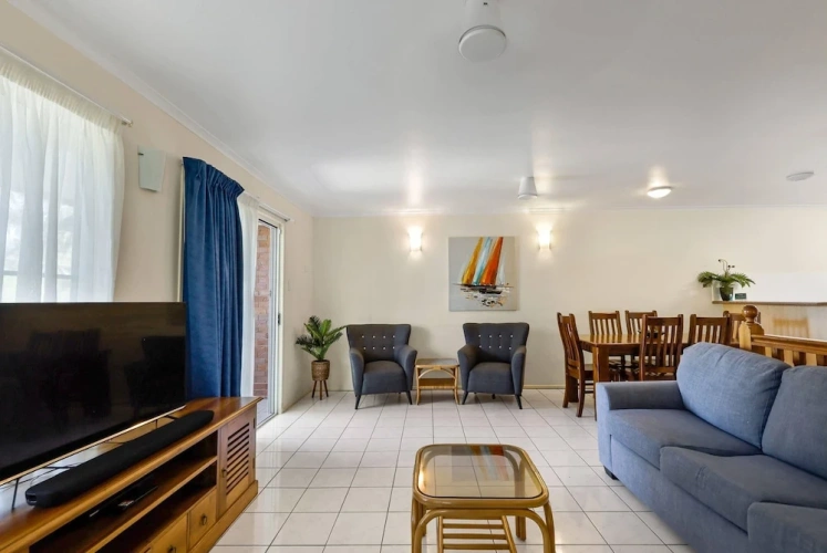 Standard Sextuple room